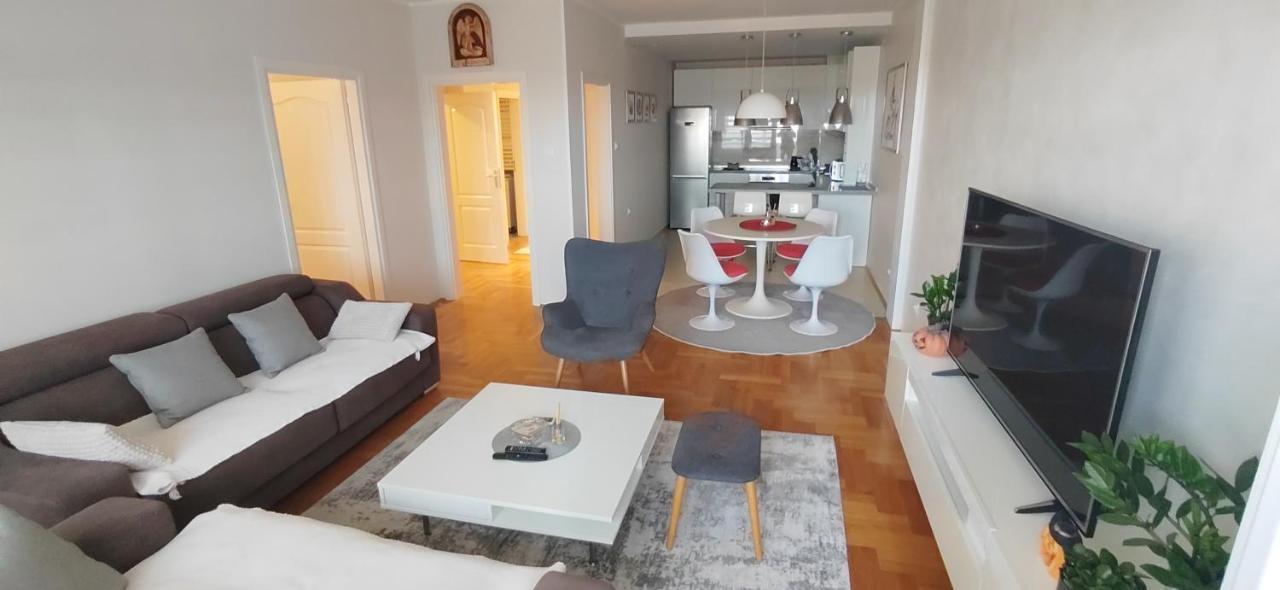 Lux Apartman Ava Кикинда Экстерьер фото